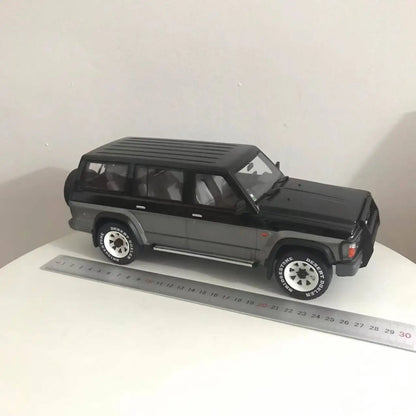 1:18 Nissan Patrol Y60