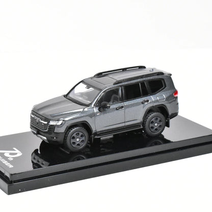 1:64 Toyota Land Cruiser LC300